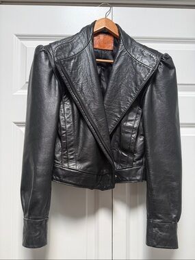 Womens Black Leather Structured Cropped Jacket